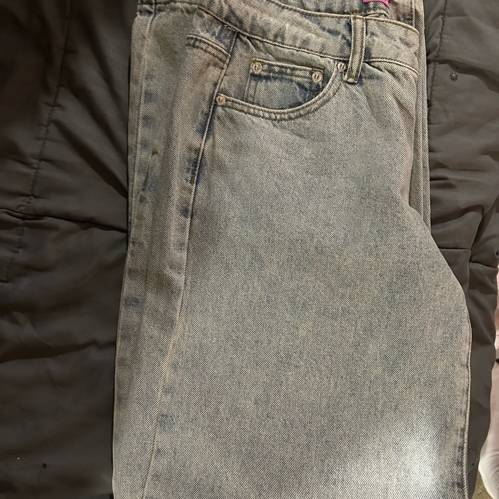 Edikted Magda Low Rise Acid Wash Jeans (never worn)